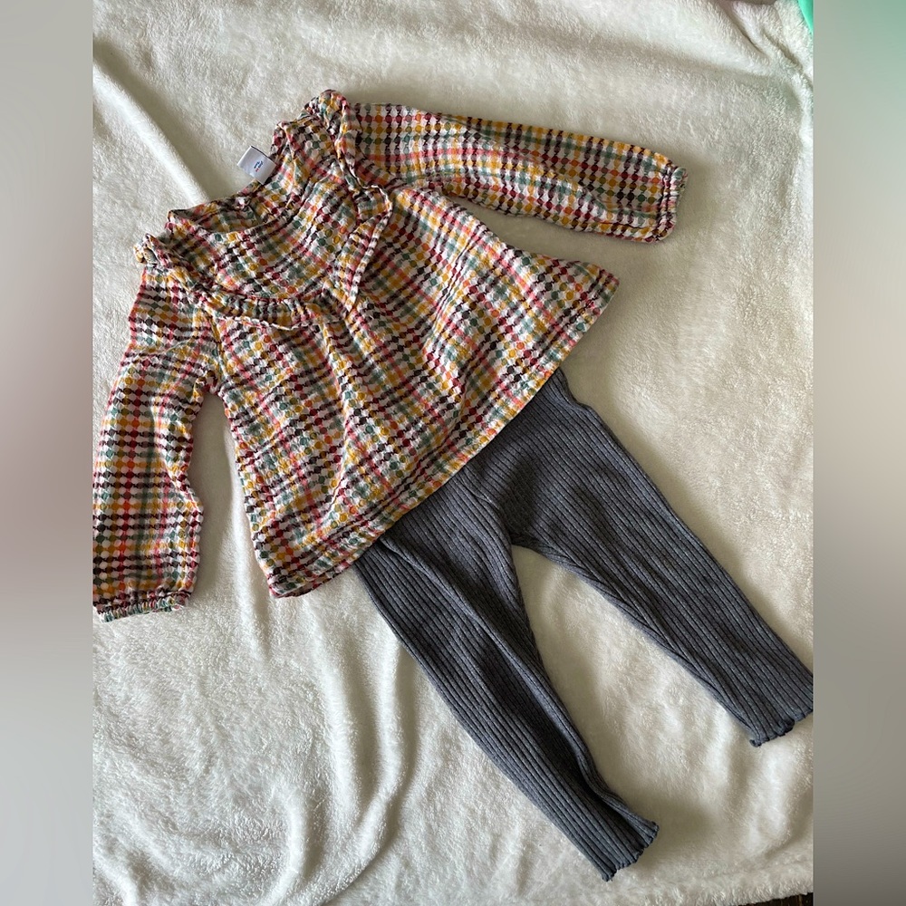 Old Navy girl outfit 18-24m